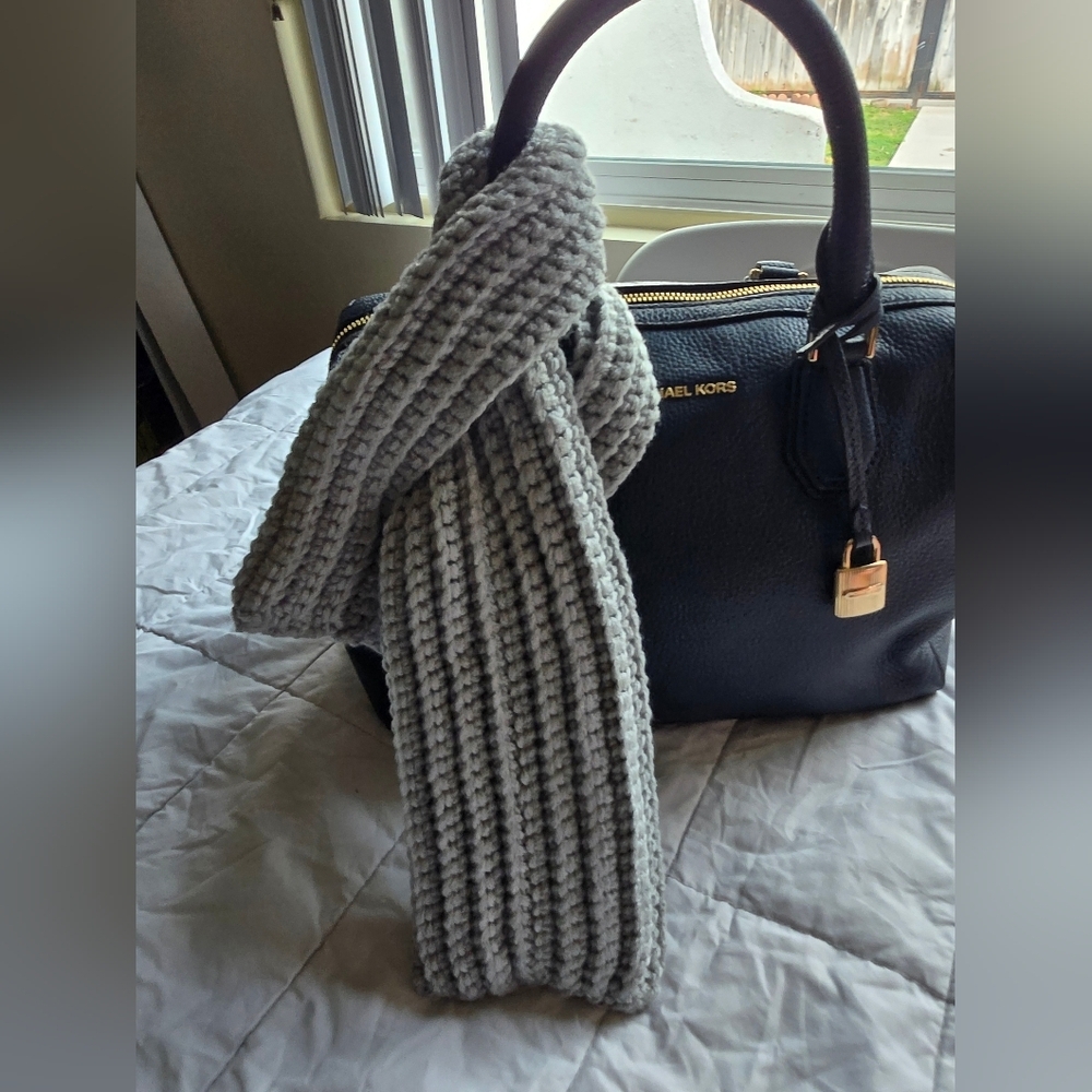 New Crochet Phone Pocket In Gray Color